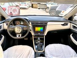 ئێم جی 5